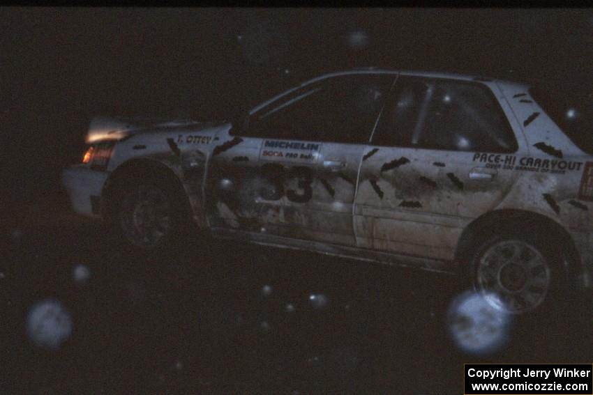 The Tom Ottey / Pam McGarvey Hyundai Elantra had a Halloween feel to it with bats stuck onto its sides.