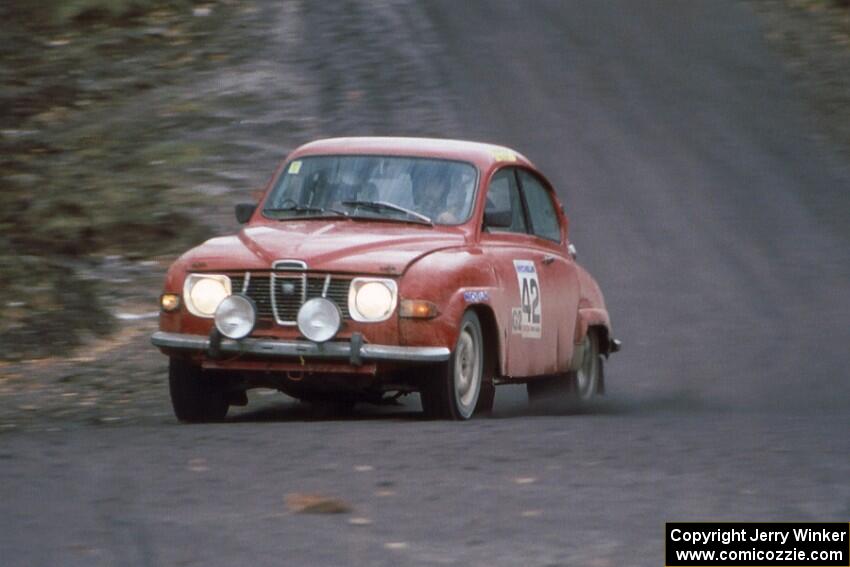 John Vanlandingham / Tom Gillespie were always near the top of the Group 2 field all weekend in their SAAB 96.