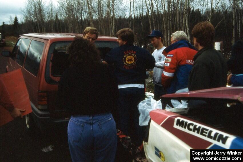 Roadside work being done to the "blown out" rear window on the Larry Warrington / Damien Crane rig (1).