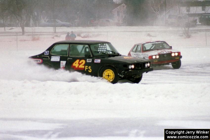 Brian Larson / Bill Kempe SAAB 99 and John Kochevar / Bruce Rosand VW Scirocco