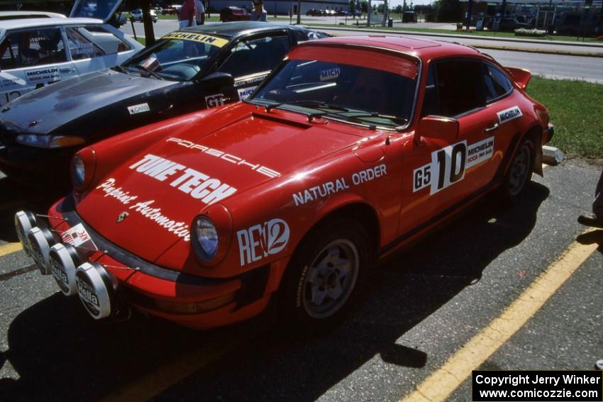 Mike Hurst / Lynn Dillon Porsche 911 at parc expose.