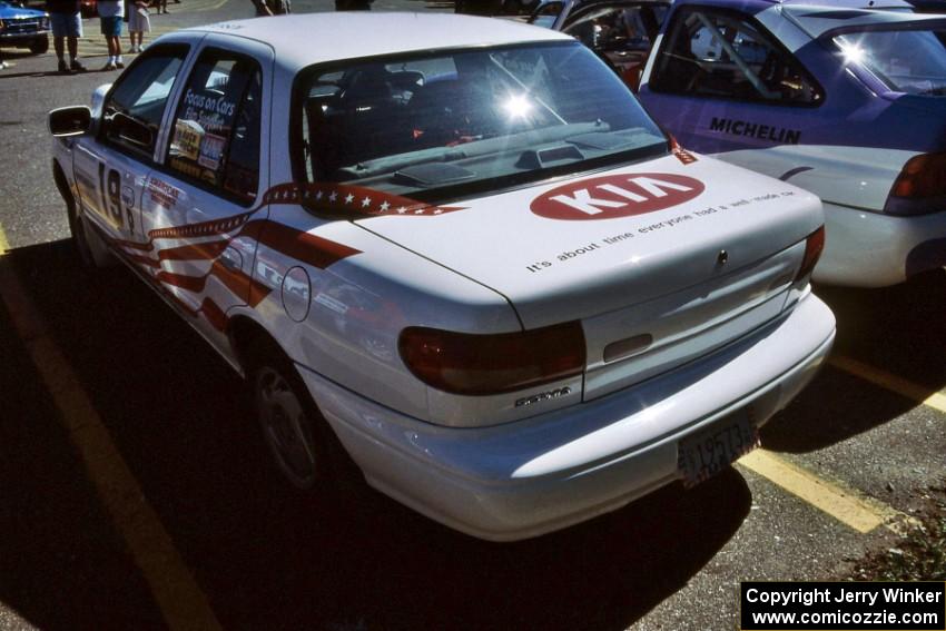 Lon Peterson / Bill Gutzmann Kia Sephia at parc expose.