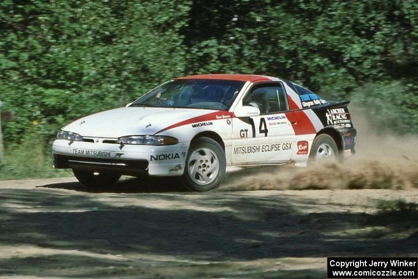 Steve Gingras / Bill Westrick prepare for a fast right at the crossroads in their Mitsubishi Eclipse GSX.