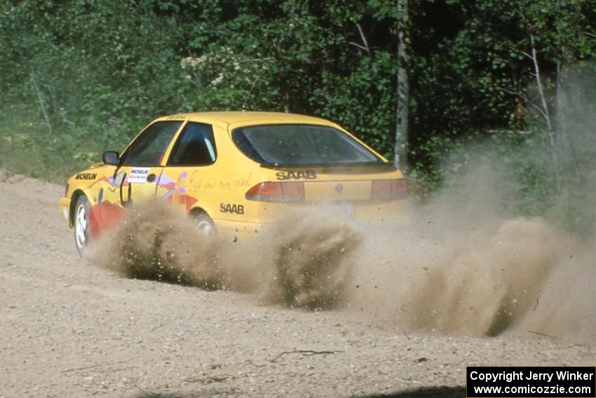 Sam Bryan / Rob Walden come out of a fast right at the crossroads in their SAAB 900 Turbo.