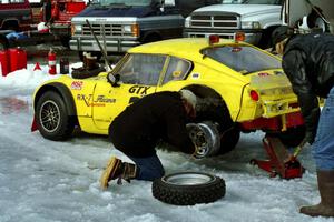 Cary Kendall / Scott Friberg Spittlebug comes into the pits minus a left-rear tire