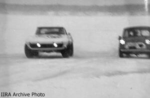 1973 IIRA season : John Biza's Chevy Corvette and a Mini.