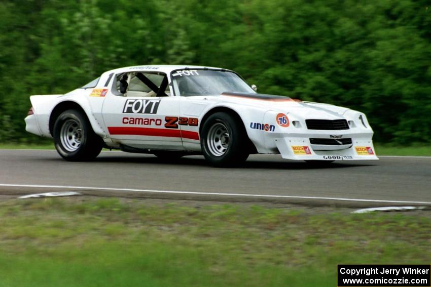 Dave Andryski's Chevy IROC Camaro ran in the Vintage Race