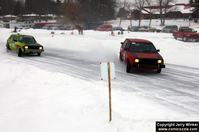 Paul Palzer / Nick Palzer VW Golf and Matt Bjorge / Dave Bjorge VW Rabbit battle