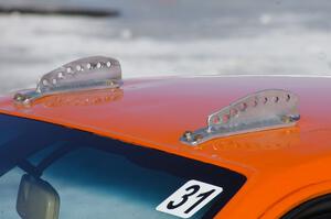 Are those airfoils or anti-roll devices atop the Randy Rippie / Jesse Hulett Honda CRX?