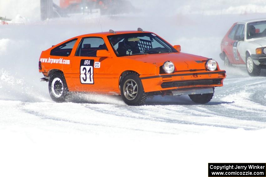 Randy Rippie / Jesse Hulett Honda CRX is chased by the Dave Kapaun / Paul Palzer Dodge Omni