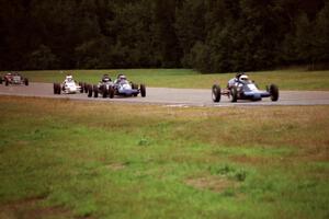 Formula Vee battle headed into turn 6