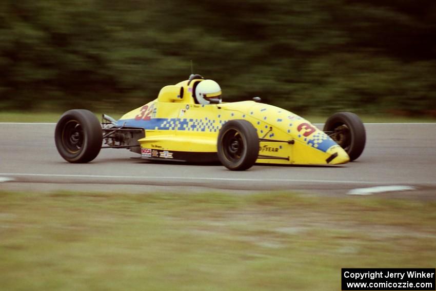 Jim Nash's Van Diemen RF98 Formula Ford