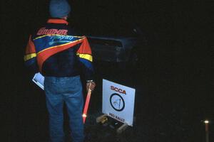 Doug Shepherd / Pete Gladysz leave the start of a night stage in their Eagle Talon.