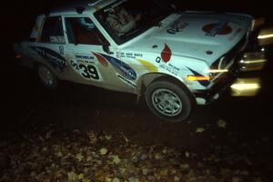 Mike Whitman / Dave White finished seventh overall, and were Group 2 winners, in their Datsun 510.