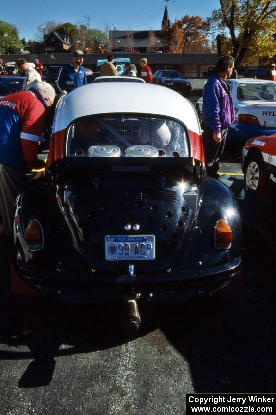 Rear-view of the Reny Villemure / Mike Villemure VW Beetle at parc expose.