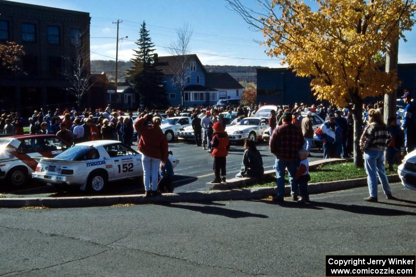 Overall view of the driver's meeting at parc expose prior to the start(2).