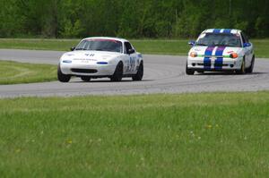 Andrew Wolff's STL Mazda Miata and John Glowaski's ITA Dodge Neon ACR