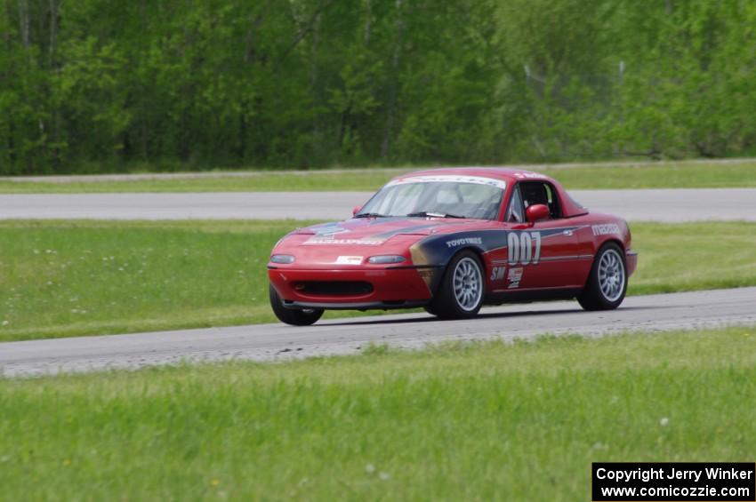 Ken MacBain's Spec Miata Mazda Miata