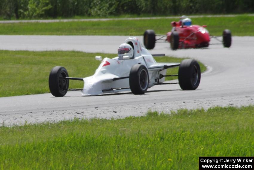 Alan Murray's Swift DB-1 Formula Ford and Ethan Mackey's EuroSwift SC94T Formula Ford