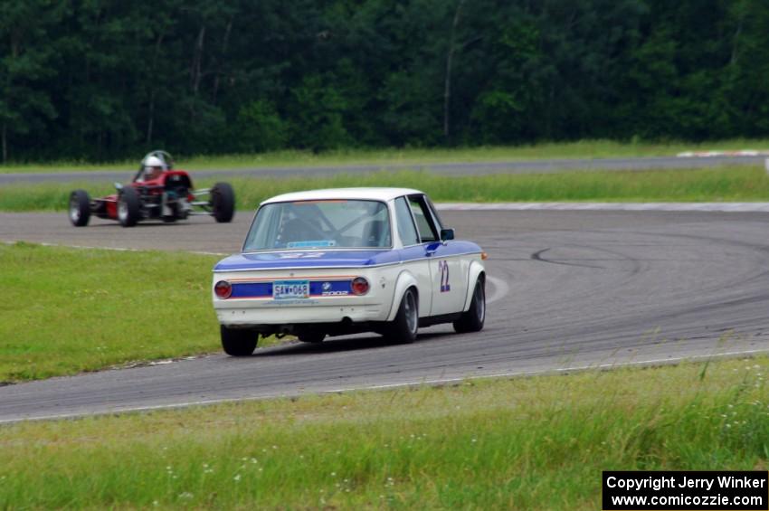 Jeff Ingebrigtson's Caldwell D9 Formula Ford and Tom Moran's BMW 2002