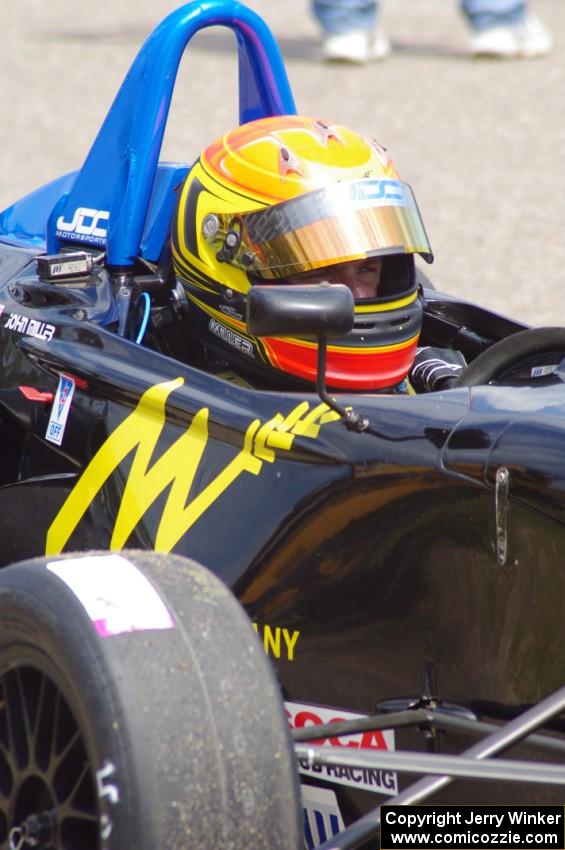 Chris Miller in his Van Diemen RF06 Formula Continental