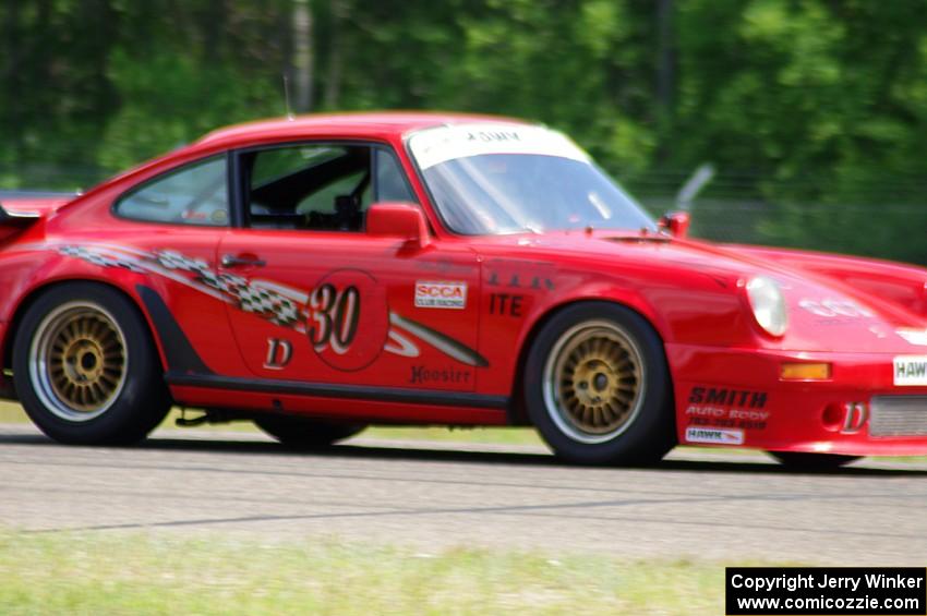 Shannon Ivey's ITE Porsche 911SC