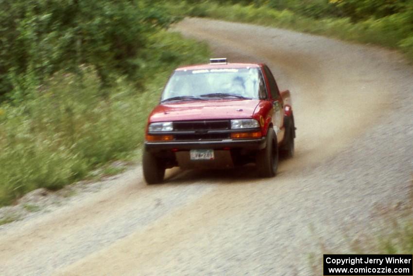 Jim Cox / Richard Donovan Chevy S-10 on Halverson Lake, SS1.