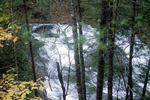 Agate Falls is behind those pines.