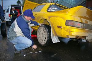 Bob Cutler / John Atsma Mazda RX-7 gets serviced in Akeley (2).