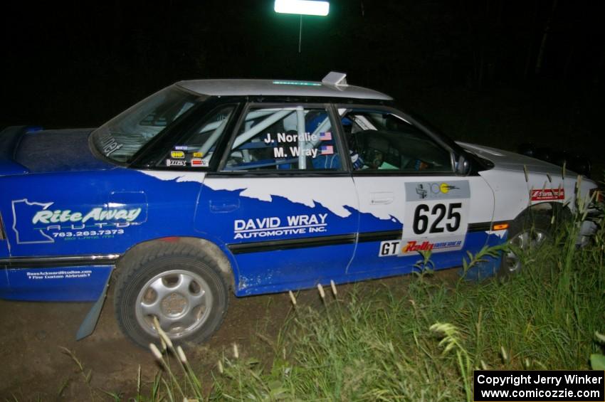 Mike Wray / John Nordlie Subaru Legacy Sport apexes nicely at a 90-right on SS4.