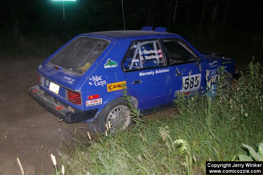 Dave Sterling / Mark Utecht Dodge Omni GLH through a right-hander on SS4.