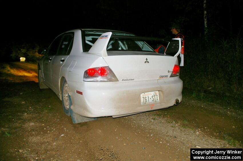 Tim Paterson / John Allen Mitsubishi Lancer Evo VIII leaves the start of SS16, Perkins.