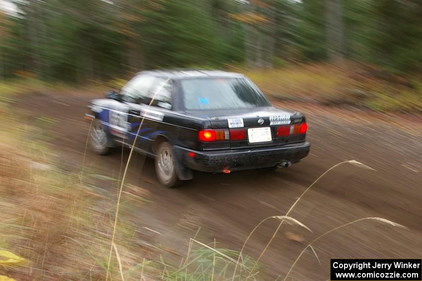 Brian Dondlinger / Dave Parps Nissan Sentra SE-R heads uphill near the start of SS1, Herman.