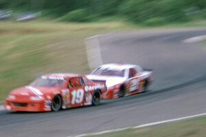 Randy MacDonald's Chevy Lumina and Johnny Benson, Jr.'s Chevy Lumina