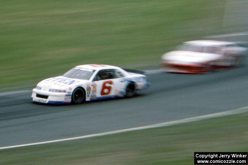 Leighton Reese's Chevy Lumina and Johnny Benson, Jr.'s Chevy Lumina