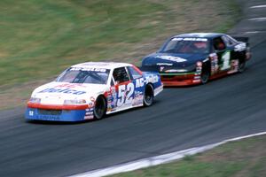 Ken Schrader's Chevy Lumina and Jay Sauter's Chevy Lumina