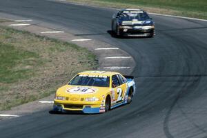 Bobby Archer's Chevy Lumina and Todd Forbes' Ford Thunderbird