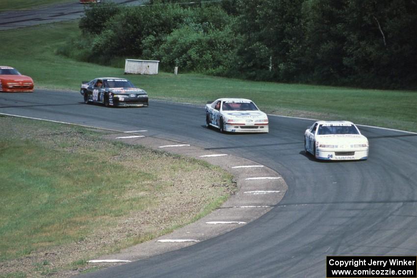 Leighton Reese's Chevy Lumina, Butch Miller's Ford Thunderbird and  Dick Trickle's Ford Thunderbird