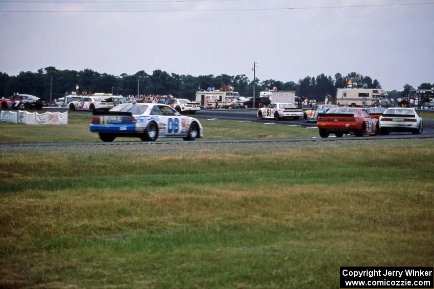 Gary St. Amant's Ford Thunderbird, Yale Conley's Chevy Lunina, Ted Smokstad's Chevy Lumina