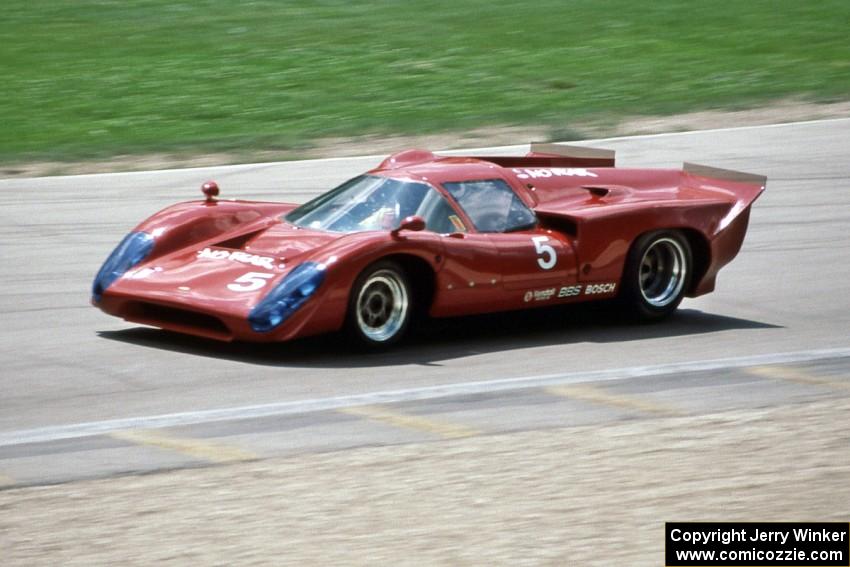 Lola T-70 Mk. 3B Coupe