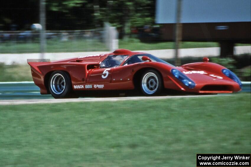 Lola T-70 Mk. 3B Coupe