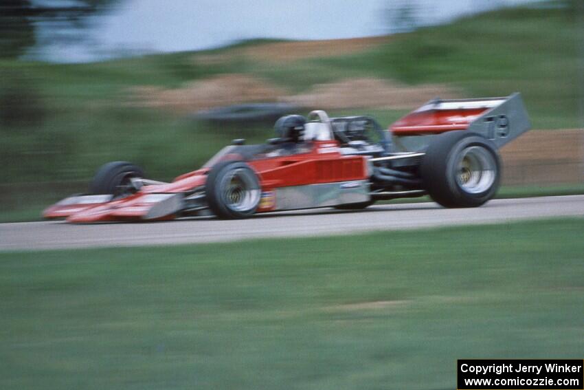 Lola T-332 Formula 5000