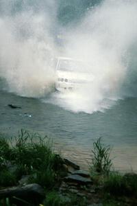 Carl Merrill / Lance Smith Ford Escort Cosworth RS finishes SS1, Stony Crossing.