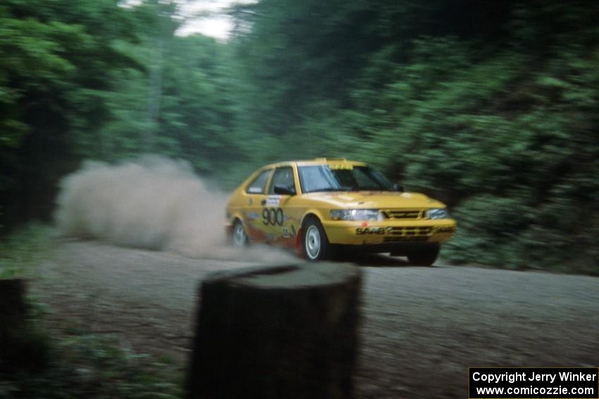 Sam Bryan / Rob Walden SAAB 900 Turbo on the practice stage.