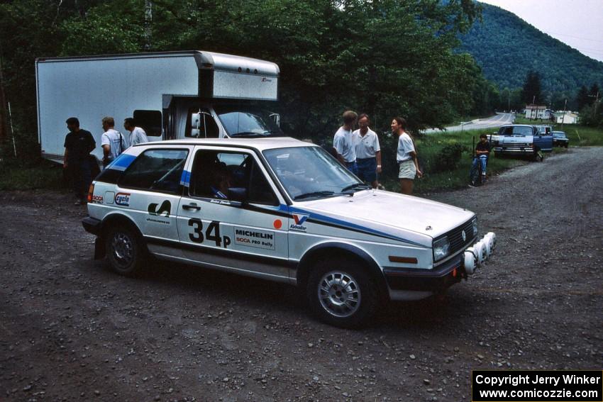 Ed Maklenburg / Barbara Steencken VW GTI at the practice stage.