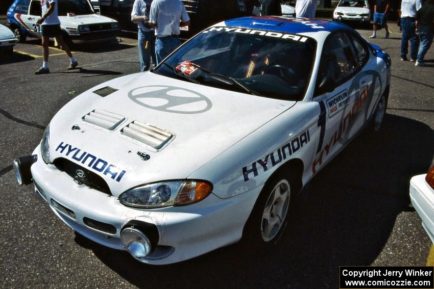 Paul Choinere / Jeff Becker Hyundai Tiburon at parc expose on day two.