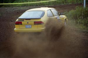 Sam Bryan / Rob Walden throw their SAAB 900 Turbo into a hard right on the practice stage.
