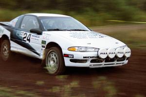 Bryan Pepp / Dean Rushford drift their Eagle Talon through a hard-right on the practice stage.