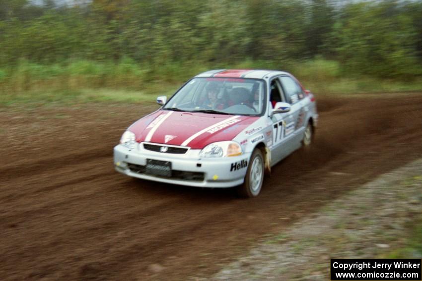 Brian Shanfeld / Bryan Hourt shake down their Honda Civic on the practice stage.