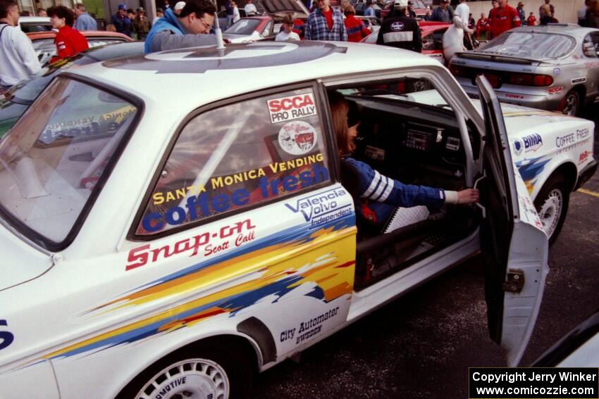 The Bill Malik / Farina O'Sullivan Volvo 240 prepares to leave parc expose.